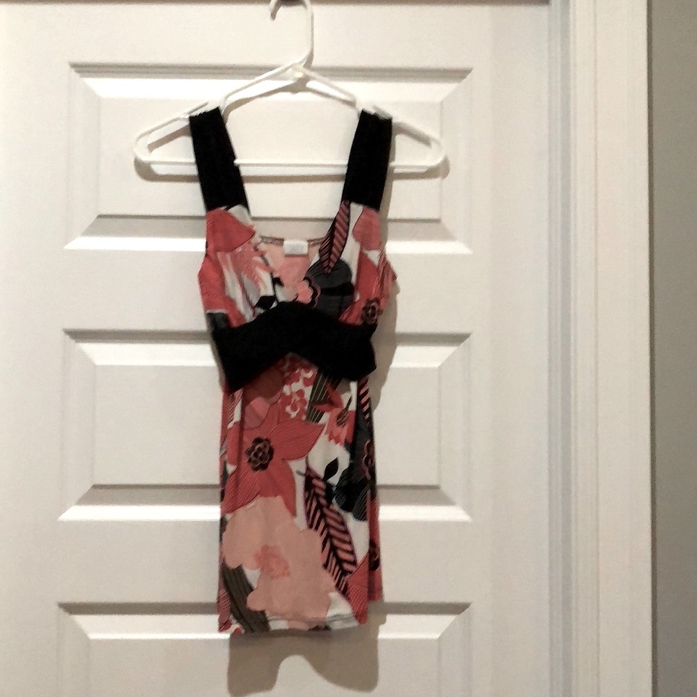 Women’s shirt from SuzyShier - Size Small